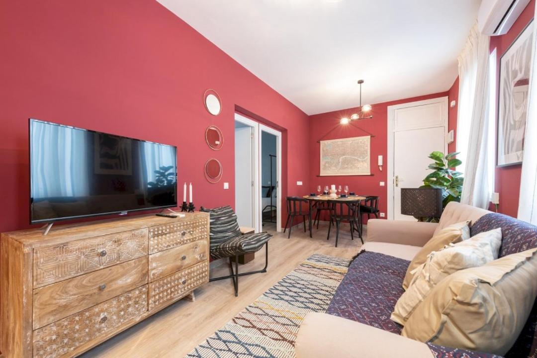 3 Bedrooms 1 Bathroom Furnished - Lavapies- Mintystay Мадрид Екстер'єр фото